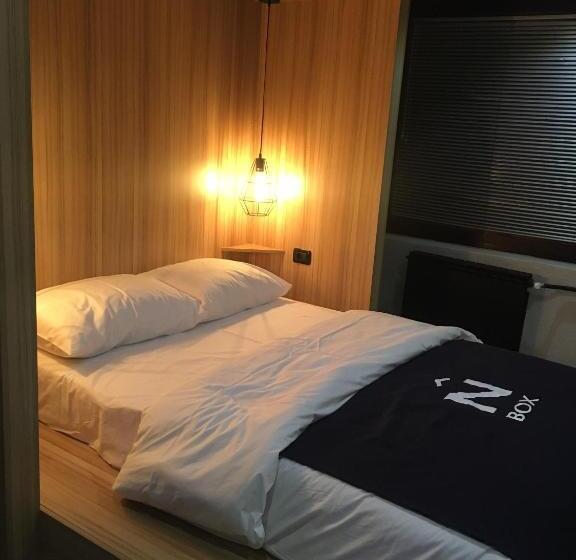 اتاق استاندارد با سرویس بهداشتی مشترک, Nordic Hostel N Box