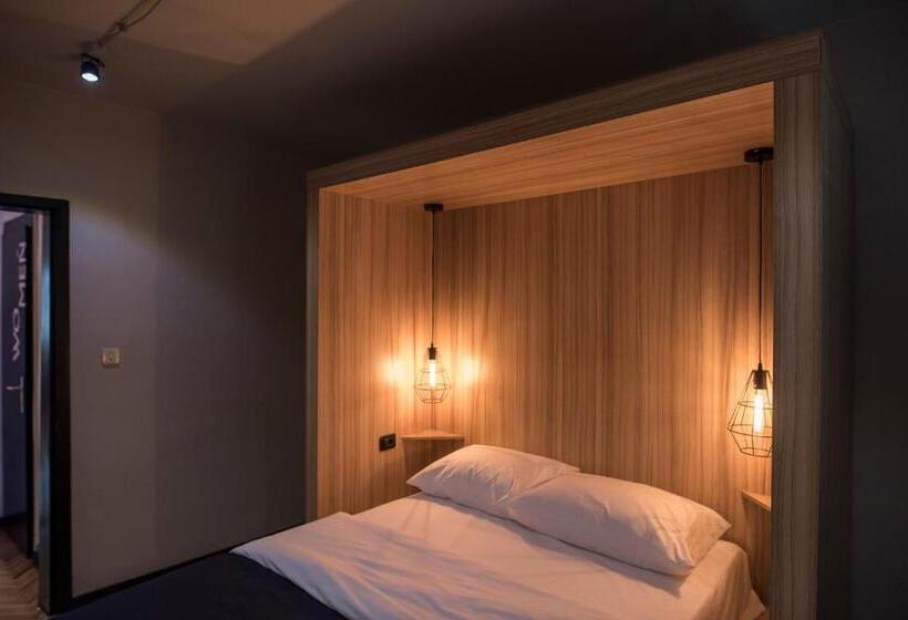 اتاق استاندارد با سرویس بهداشتی مشترک, Nordic Hostel N Box