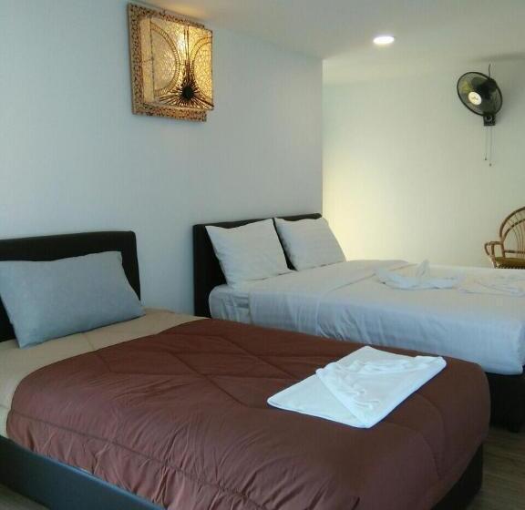 수피리어 트리플 룸, Art Villa