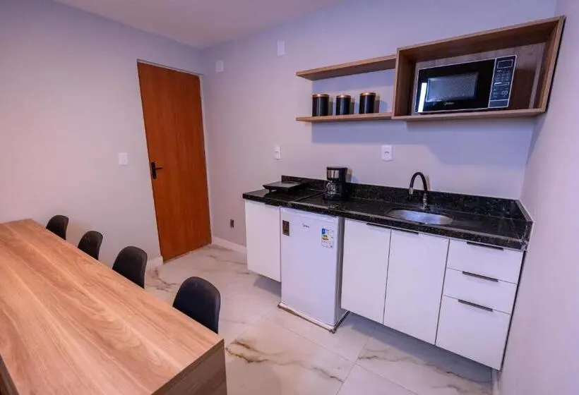 Perhestudio, M3 Studio Hotel E Negocios