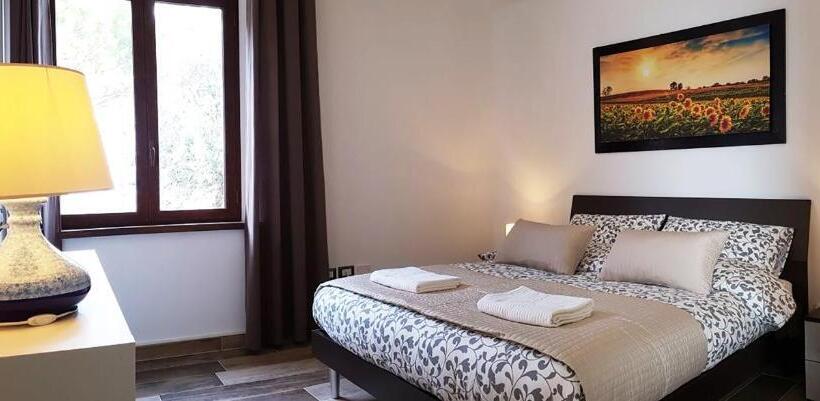 חדר סטנדרט נוף לבריכה, La Collina