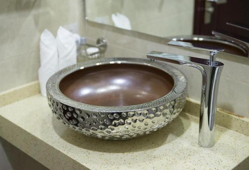 スーペリアールーム, Terra Iasi