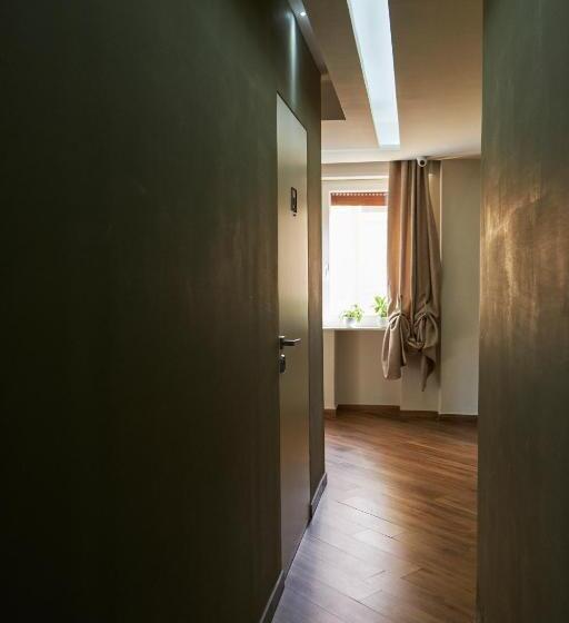 اتاق استاندارد, 360 Hospitality