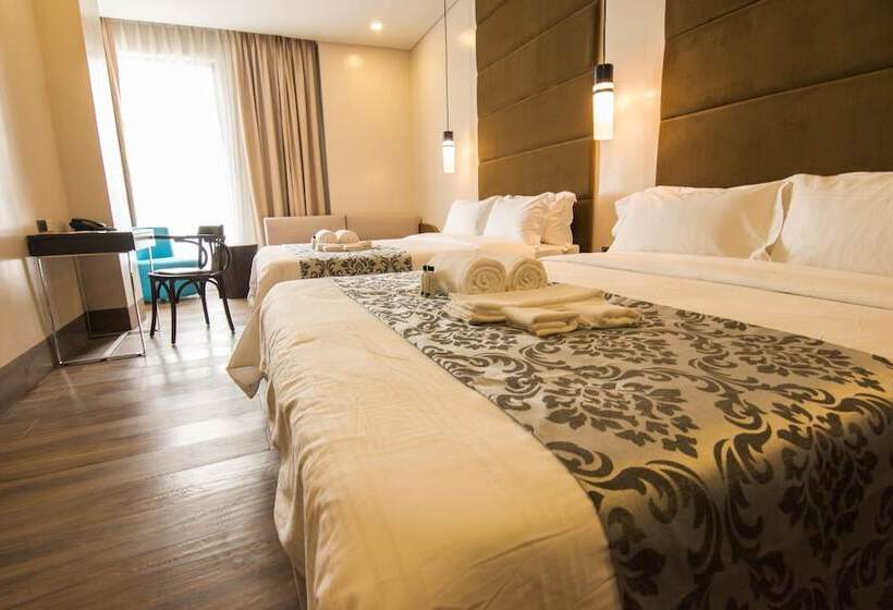 اتاق لوکس, Goldberry Lite