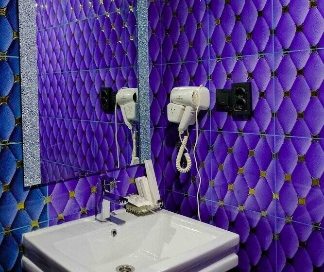 اتاق استاندارد, Grand Opera