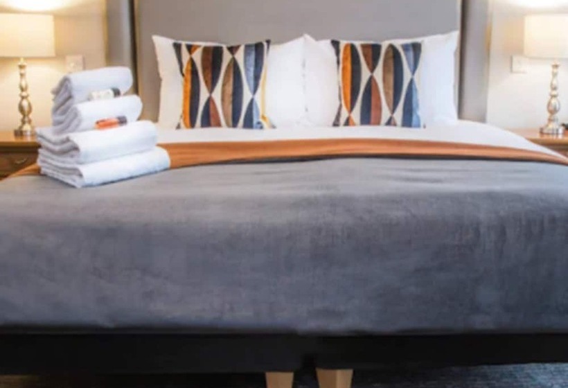 Номер Deluxe, Longcourt House