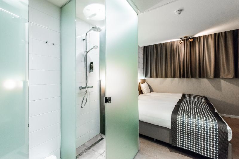 اتاق استاندارد سه نفره, Melrose