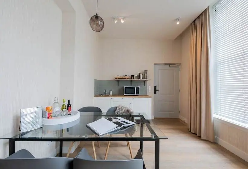 スイート, Stadsvilla Mout Rotterdamschiedam