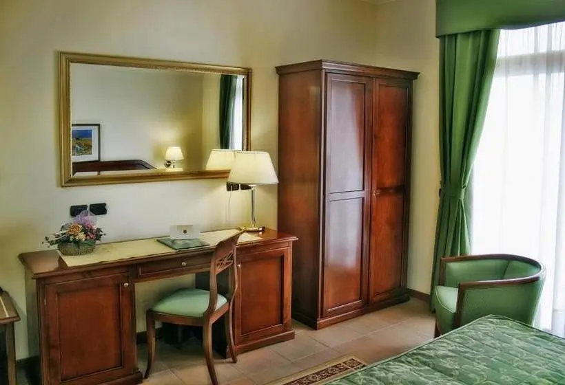 デラックスルーム, Villa Peretti