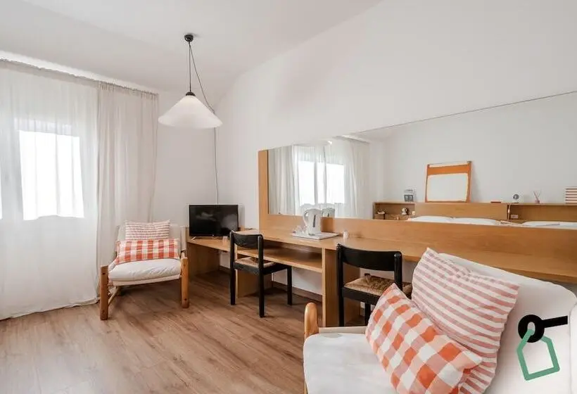スタンダードトリプルルーム, Hotiday Room Collection   Sarzana