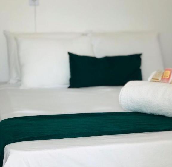 套房, Pousada Enero