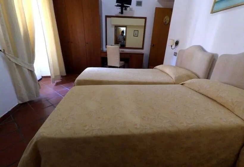 スタンダードルーム, Caterina House