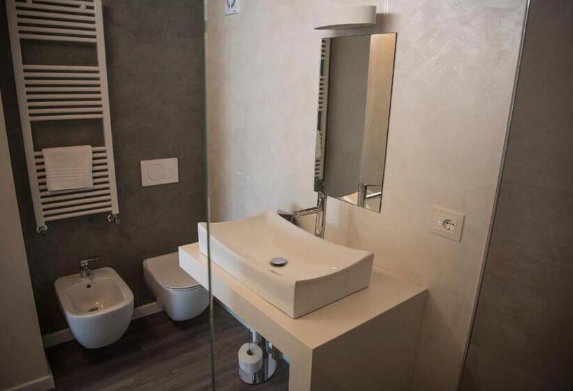 חדר סופריור, Michela Bb & Relais