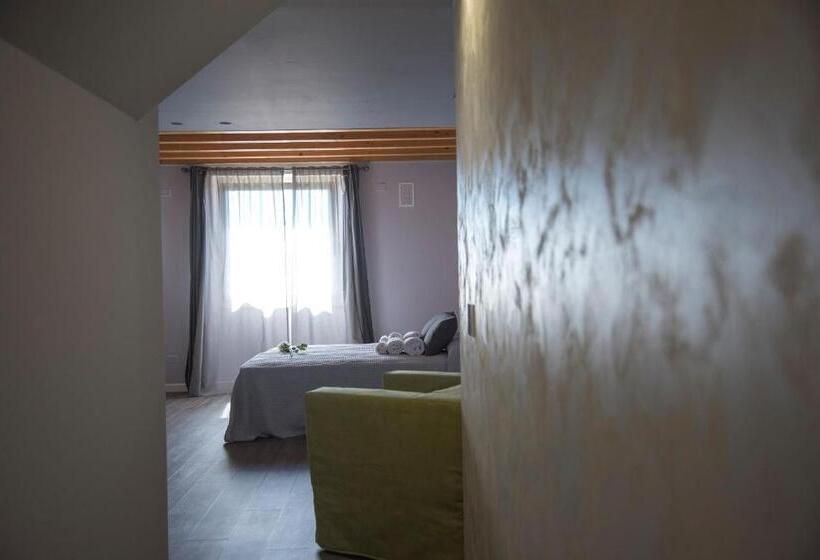 חדר סופריור, Michela Bb & Relais