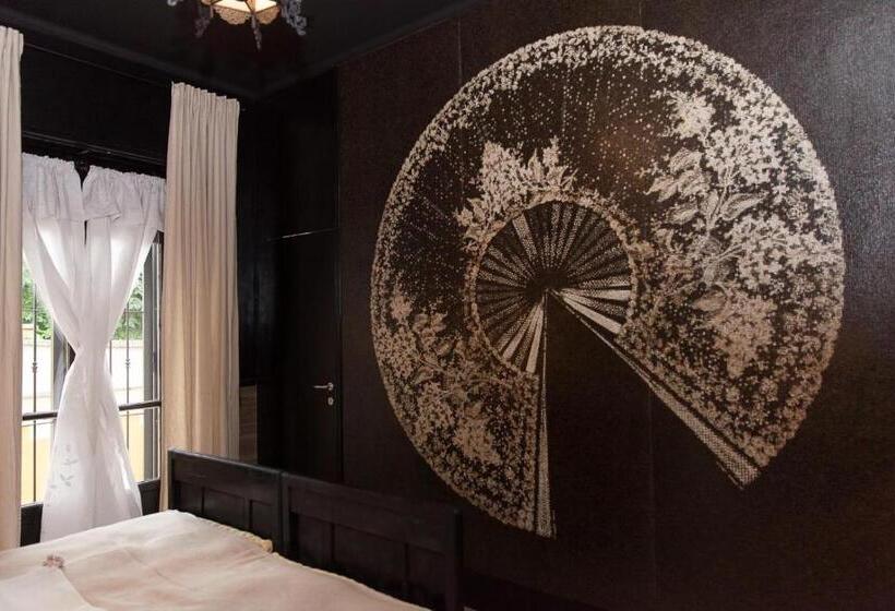 غرفة قياسية, Torino Mon Amour