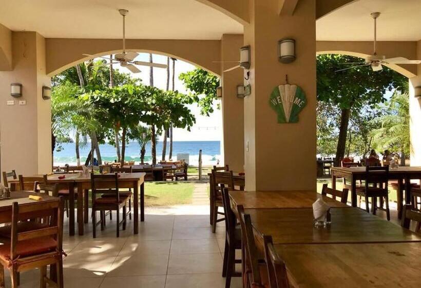 جناح جونيور, La Gaviota Tropical