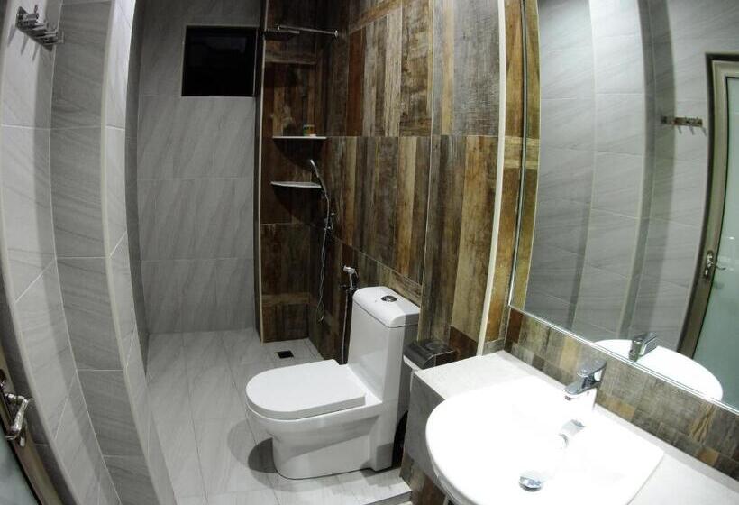 豪华房间, Meriton Inn