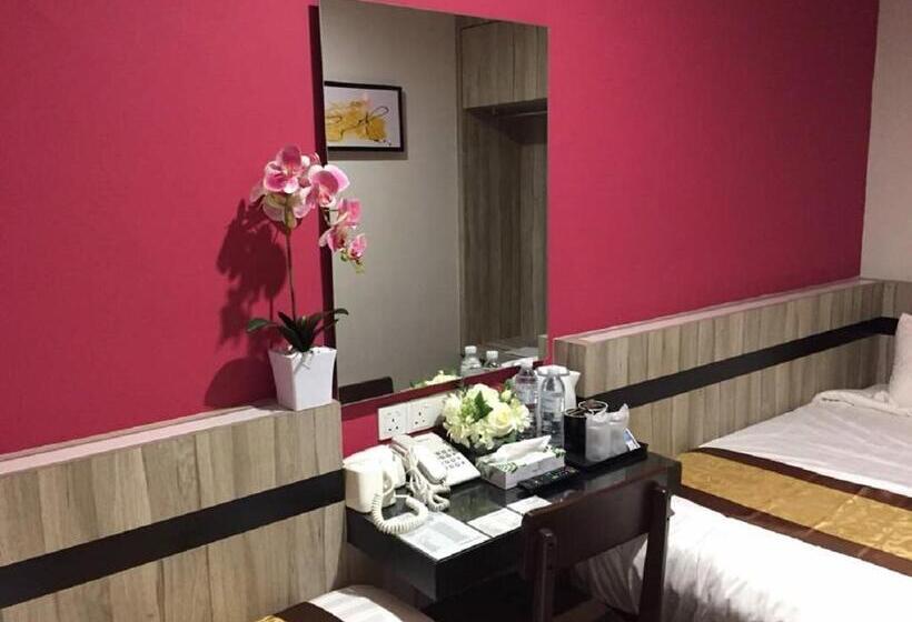 经济房, Meriton Inn