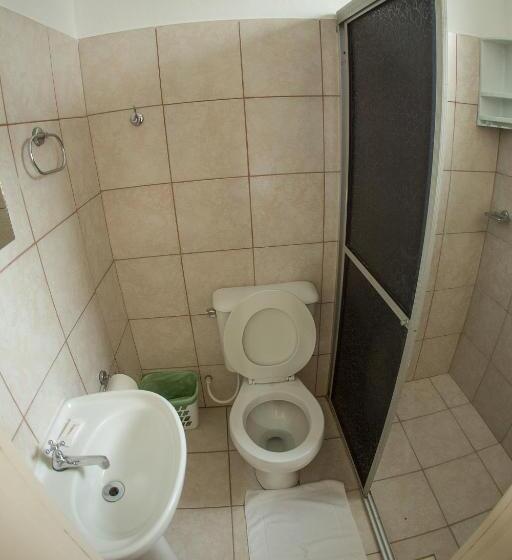 标准单人间, Pedra Bonita