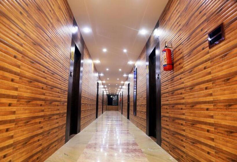 Suite, Ravine Palace