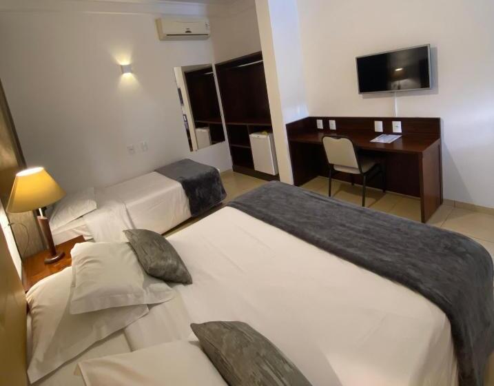 家庭套房, Roda D'agua