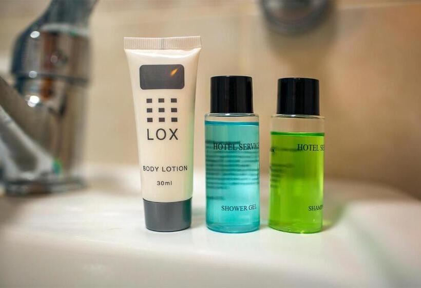 דירה בת חדר שינה 1 עם מרפסת, Royal House