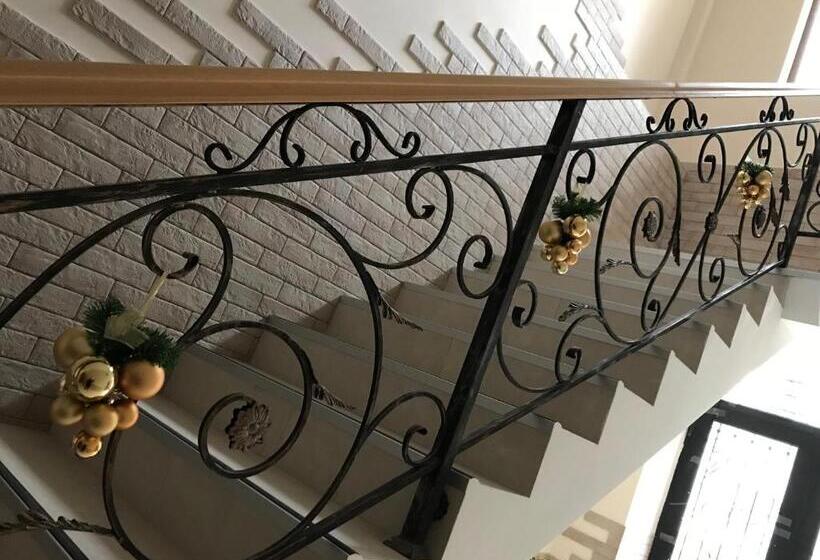 חדר סטנדרט עם מרפסת, Royal House