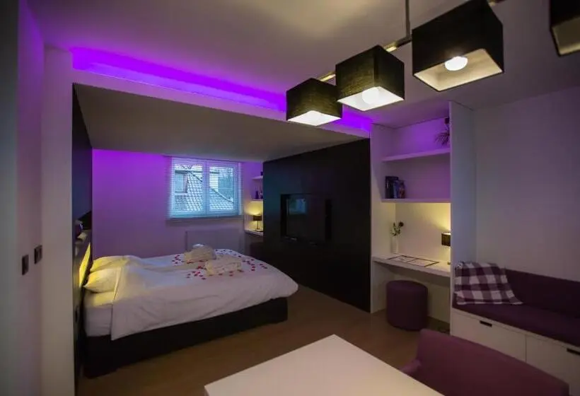 バスタブ付きスタンダードルーム, Wellness Hasselt B&b