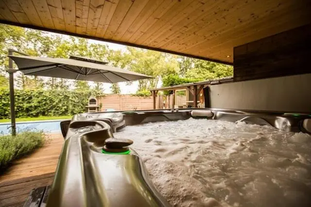 キャビン, Wellness Hasselt B&b