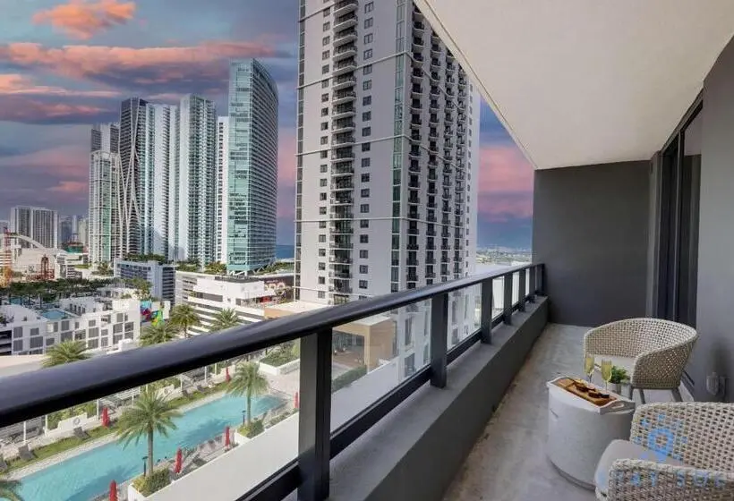 آپارتمان 1 خوابه, Luxury City View Condo