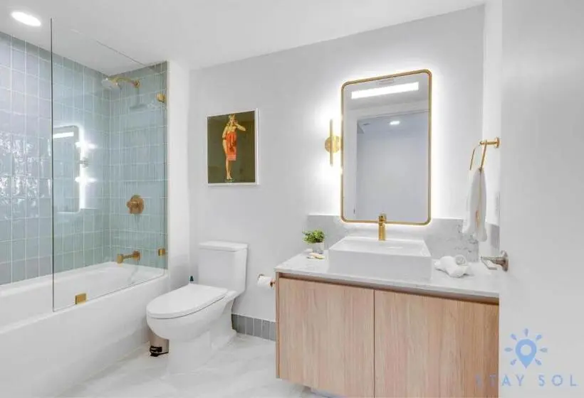 آپارتمان 3 خوابه, Luxury City View Condo