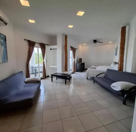 ビラホテル１ベッドルーム, Villa Capricho