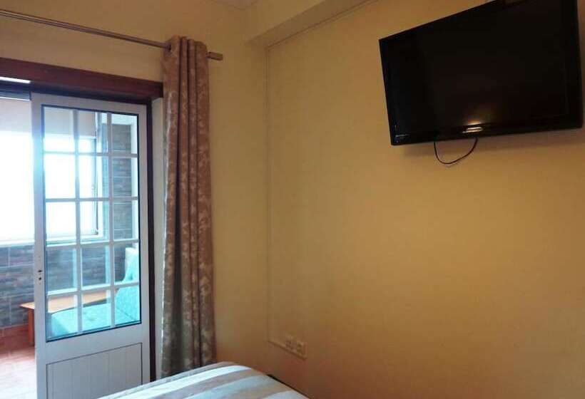 수피리어 전망 룸, O Vicente