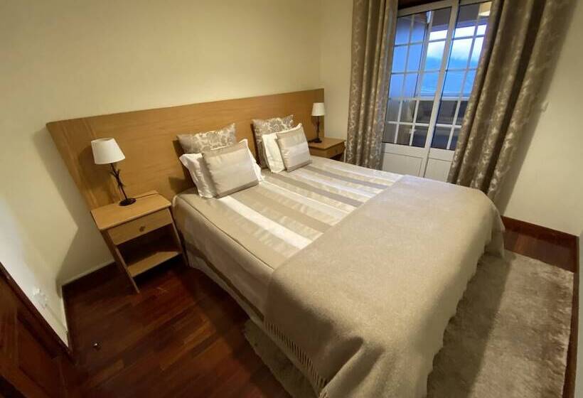 带观景的高级间, O Vicente