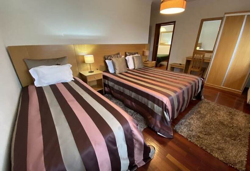 클래식 패밀리 룸, O Vicente