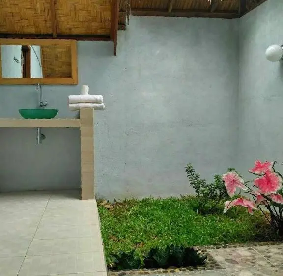 ガーデンビュースタンダードルーム, Villa Paradise   Bukit Lawang