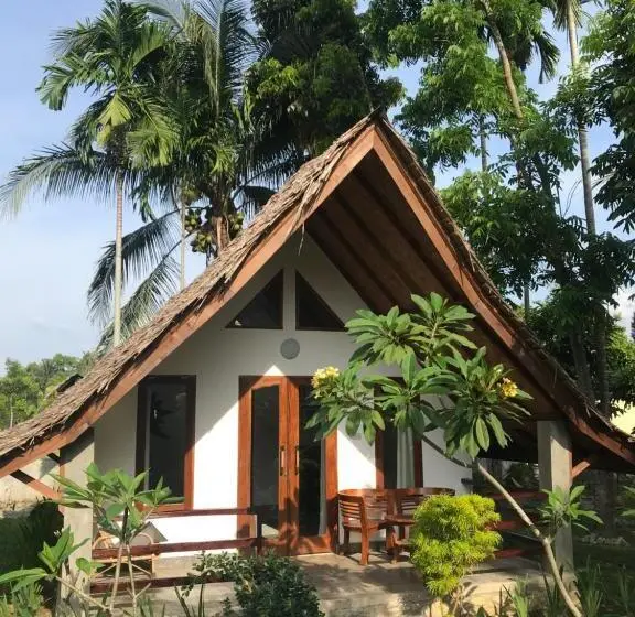 エコノミールーム, Villa Paradise   Bukit Lawang