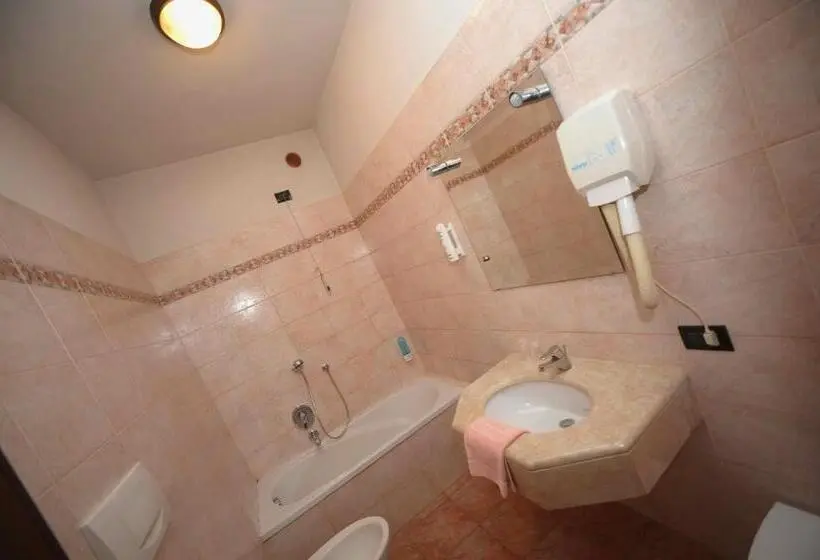 スタンダードルーム, Albergo Valle D Oro