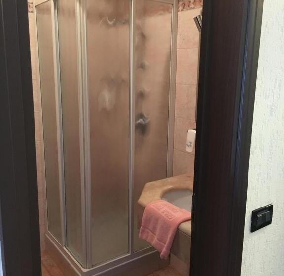 Номер Стандарт Трехместный, Albergo Valle D Oro