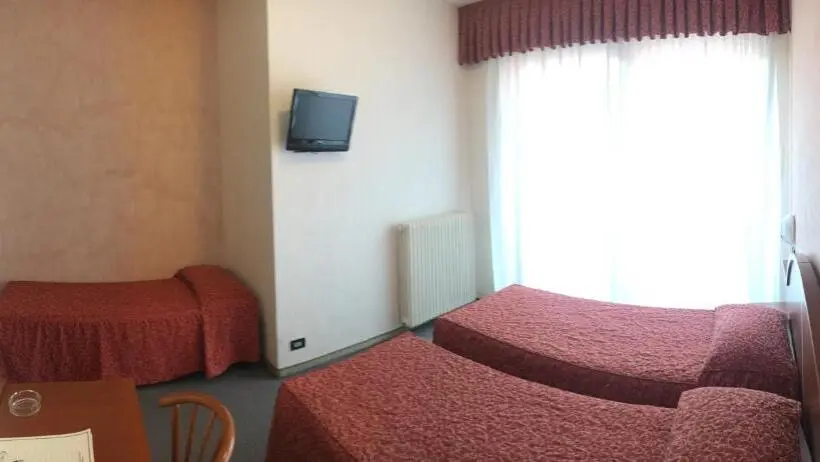 スタンダードトリプルルーム, Albergo Valle D Oro
