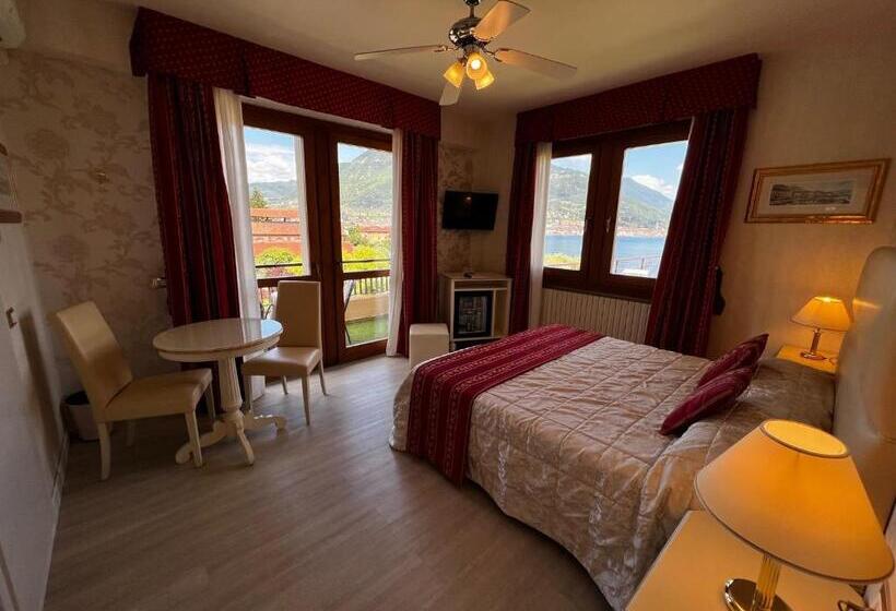 バルコニー付きスタンダードルーム, Conca D'oro