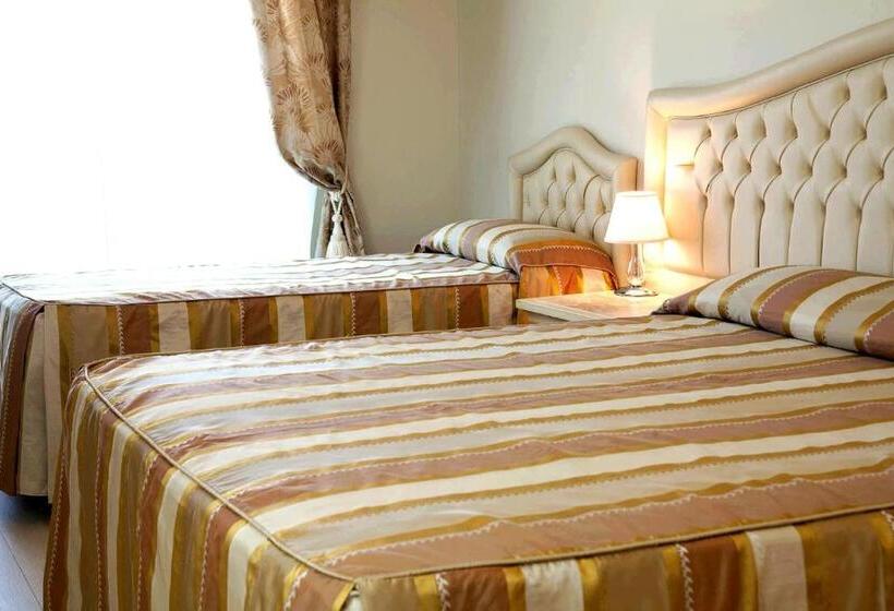 バルコニー付きスタンダードトリプルルーム, Conchiglia