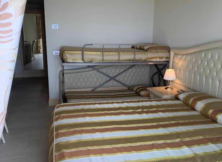 スーペリアの4人部屋, Conchiglia