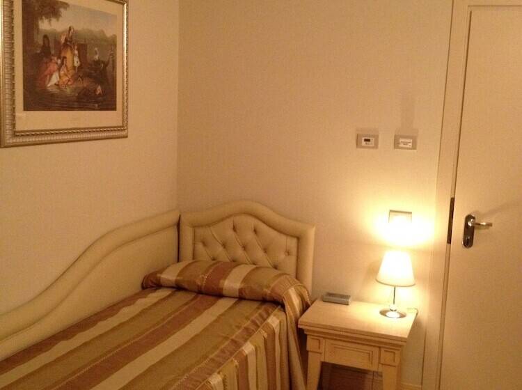 バルコニー付きシングルスタンダードルーム, Conchiglia