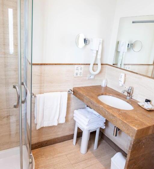 バルコニー付きスタンダードトリプルルーム, Conchiglia