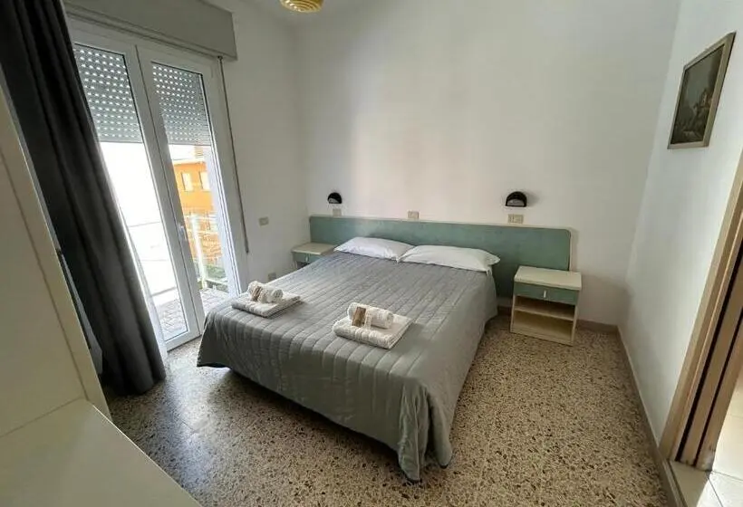 Standard-huone, Zamagna