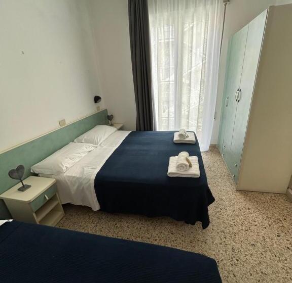 标准三人间, Zamagna