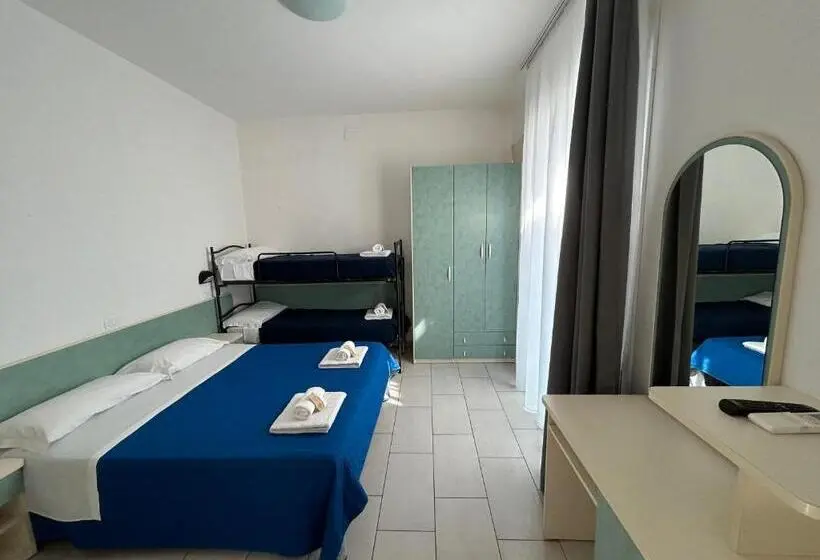 Standard Neljän Hengen Huone, Zamagna