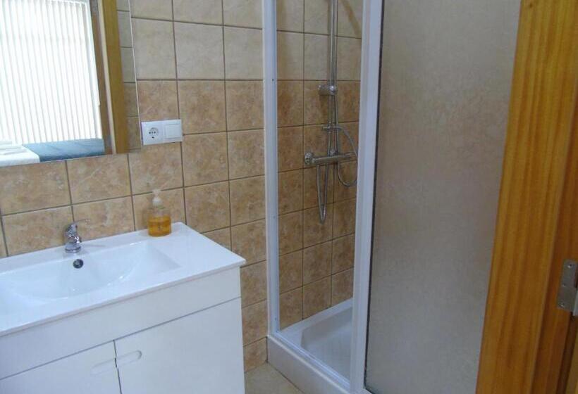 Трежместный Номер Economy, Marficas Hostel