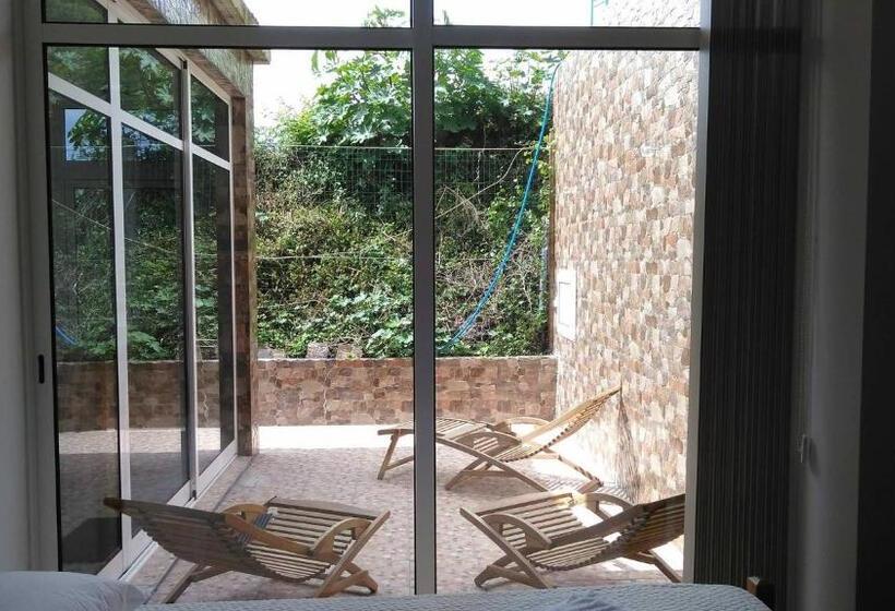 Трежместный Номер Economy, Marficas Hostel